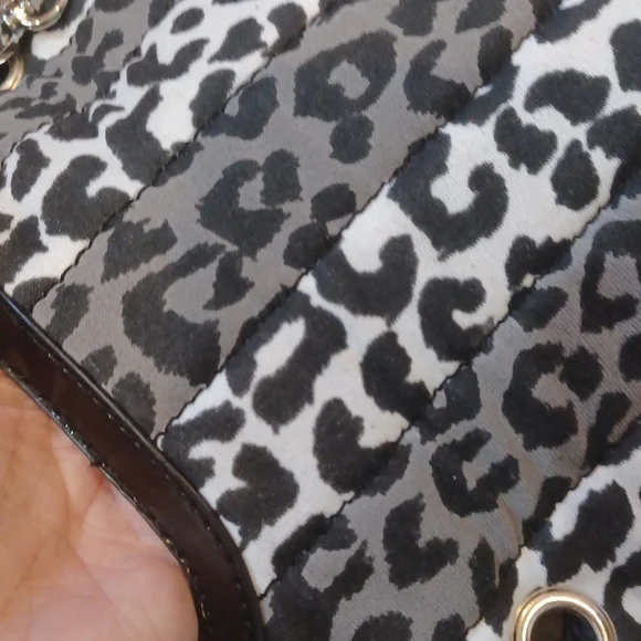 Unique Betsey Johnson Betseyville Quilted Foldover Clutch/Shoulder Bag - Picture 9 of 11